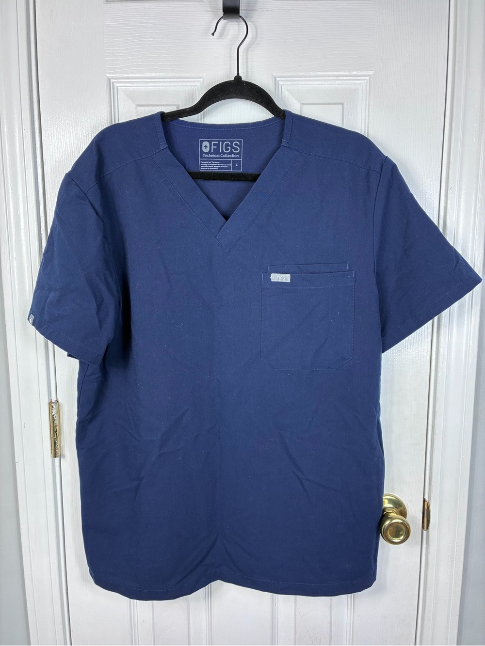 FIGS Leon Scrub Top Navy Size Large